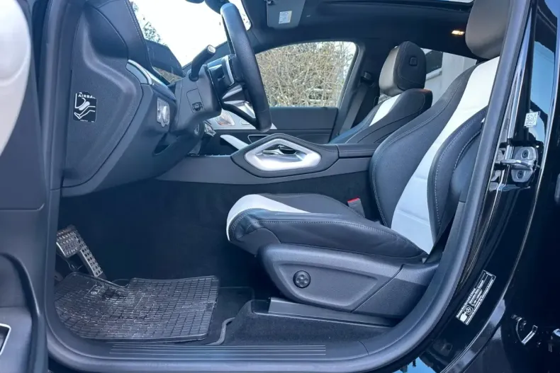 Mercedes-Benz GLE 450 (Clasa GLE) din 2025 cu 4.600 km - oferta MER191196 - foto 5