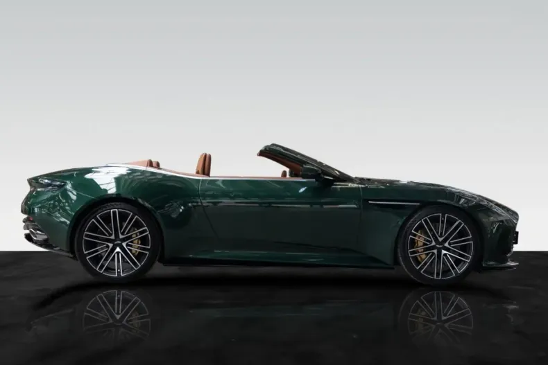 Aston Martin DB12 din 2025 cu 8.390 km - oferta AST191199 - foto 6