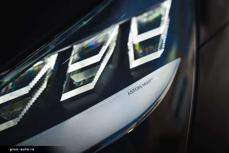 Aston Martin DB12 din 2025 cu 2.050 km - oferta AST191201 - foto 6
