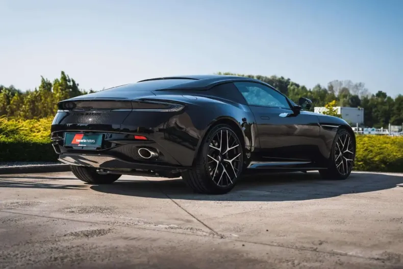 Aston Martin DB12 din 2025 cu 2.050 km - oferta AST191201 - foto 9