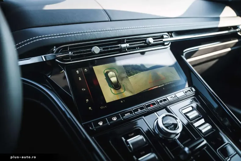 Aston Martin DB12 din 2025 cu 2.050 km - oferta AST191201 - foto 15