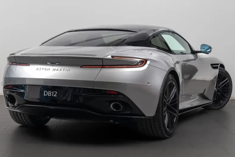 Aston Martin DB12 din 2025 cu 9.500 km - oferta AST191203 - foto 3