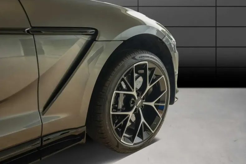 Aston Martin DBX din 2025 cu 9.990 km - oferta AST191205 - foto 5