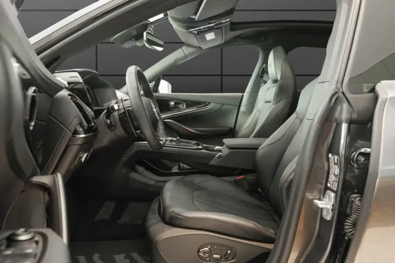 Aston Martin DBX din 2025 cu 9.990 km - oferta AST191205 - foto 13