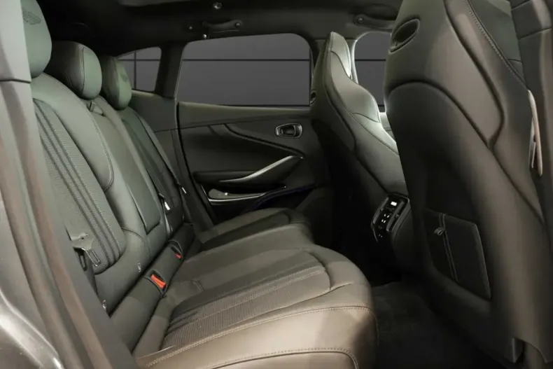 Aston Martin DBX din 2025 cu 9.990 km - oferta AST191205 - foto 21
