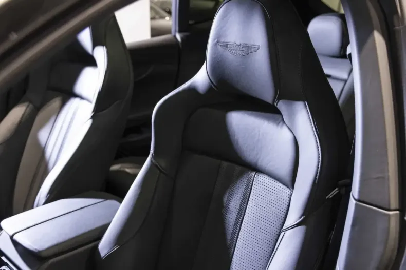 Aston Martin DBX din 2025 cu 13.800 km - oferta AST191206 - foto 14