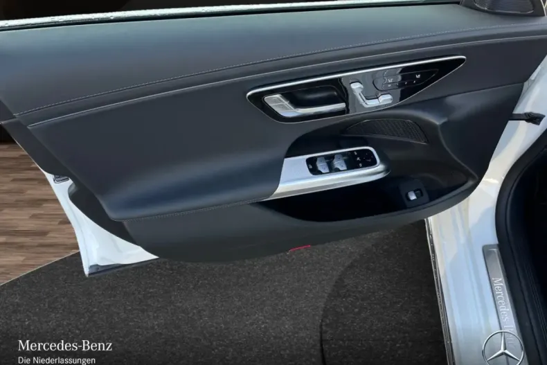 Mercedes-Benz E 450 (Clasa E) din 2025 cu 8.166 km - oferta MER191220 - foto 14