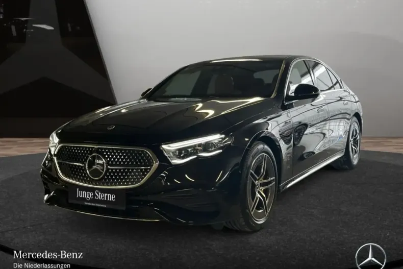 Mercedes-Benz E 220 (Clasa E) din 2025 cu 7.584 km - oferta MER191221 - foto 1