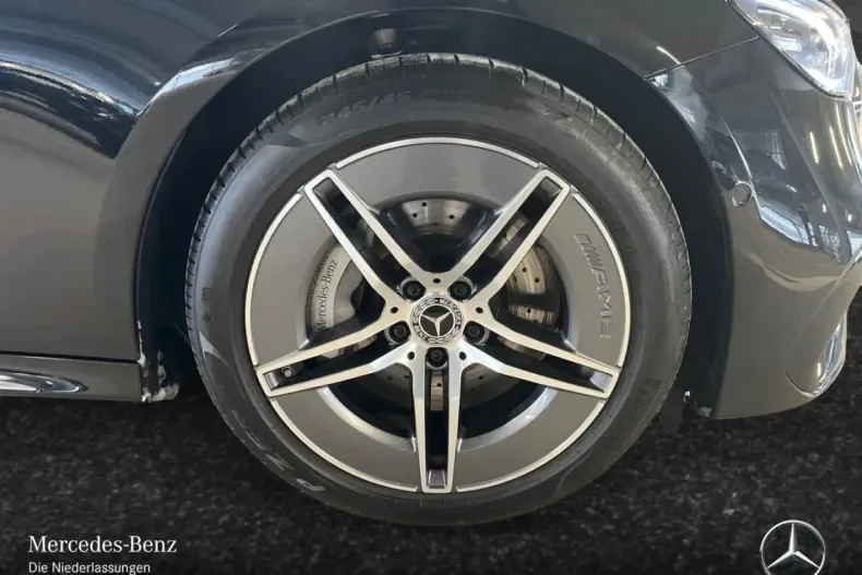 Mercedes-Benz E 220 (Clasa E) din 2025 cu 7.584 km - oferta MER191221 - foto 4