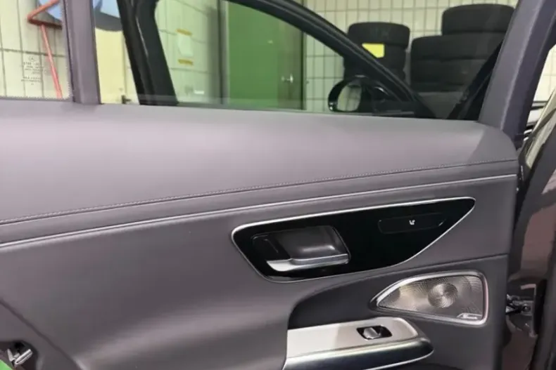 Mercedes-Benz E 220 (Clasa E) din 2025 cu 30.000 km - oferta MER191222 - foto 15