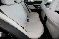 Mercedes-Benz E 220 (Clasa E) din 2025 cu 12.560 km - oferta MER191225 - foto 6