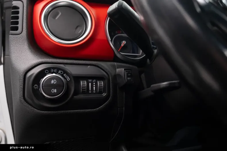 Jeep Wrangler din 2021 cu 149.257 km - oferta JEE191228 - foto 27