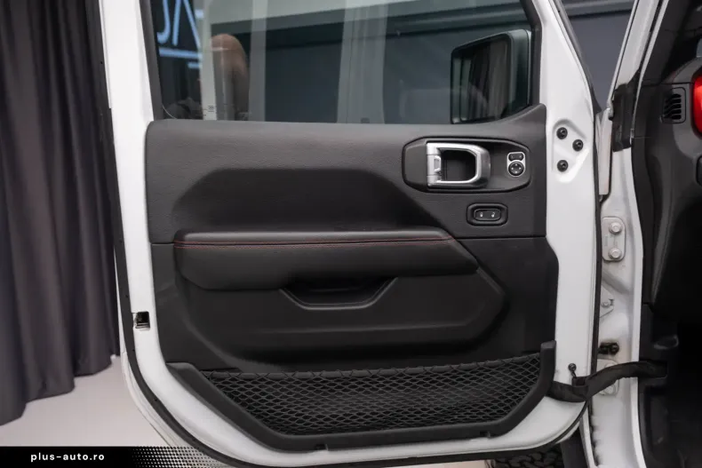 Jeep Wrangler din 2021 cu 149.257 km - oferta JEE191228 - foto 29