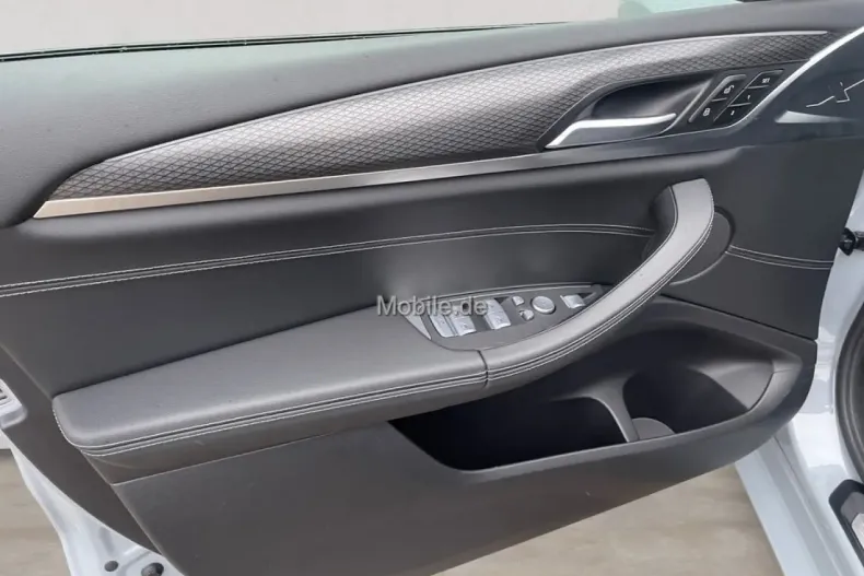 BMW X4 (Seria X) din 2023 cu 54.005 km - oferta BMW191229 - foto 9