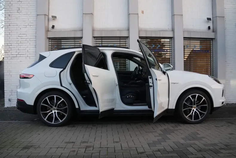 Porsche Cayenne din 2021 cu 26.000 km - oferta POR191230 - foto 8