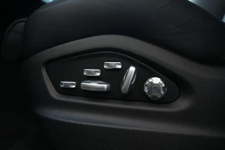 Porsche Cayenne din 2021 cu 26.000 km - oferta POR191230 - foto 19