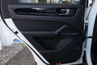 Porsche Cayenne din 2021 cu 26.000 km - oferta POR191230 - foto 43