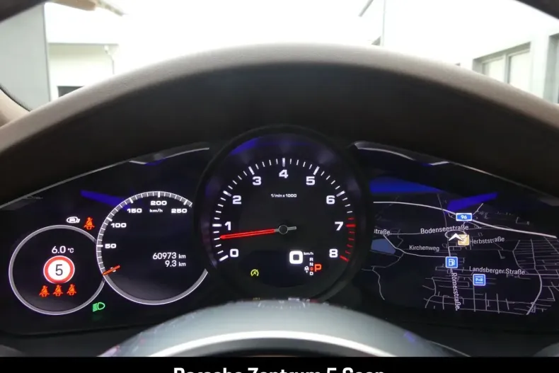 Porsche Cayenne din 2023 cu 61.000 km - oferta POR191231 - foto 12