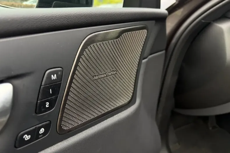 Volvo XC60 din 2024 cu 46.800 km - oferta VOL191240 - foto 17