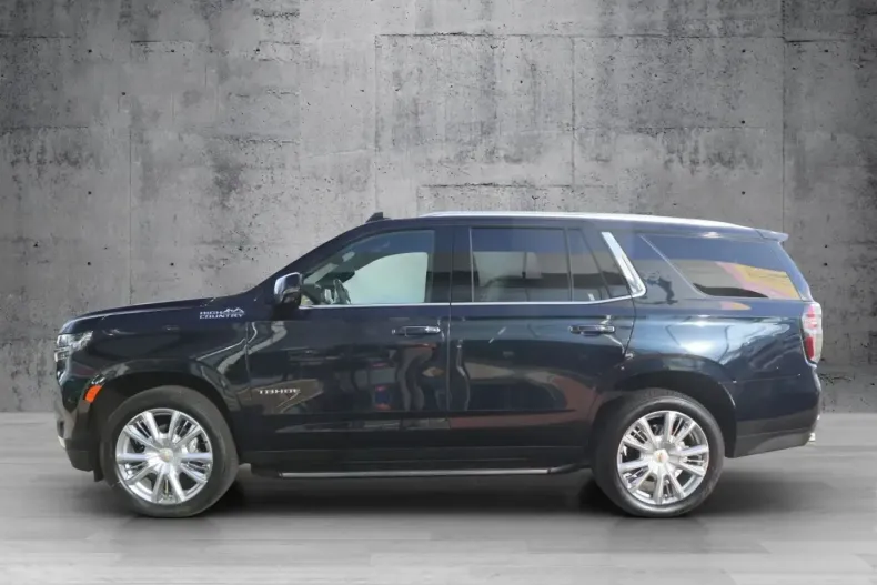 Chevrolet Tahoe din 2024 cu 3.500 km - oferta CHE191241 - foto 3