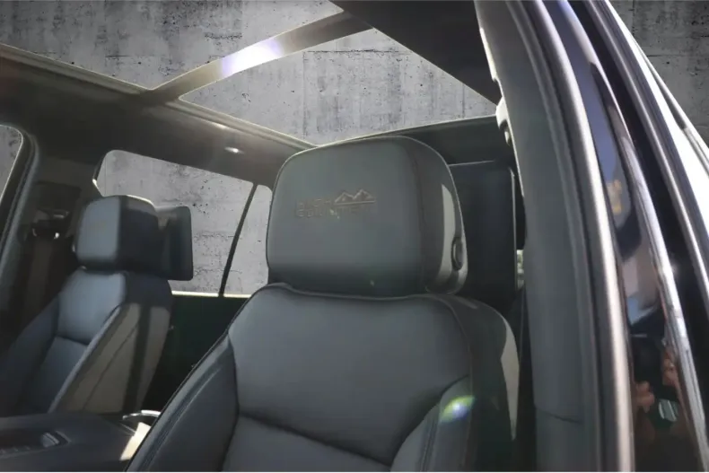 Chevrolet Tahoe din 2024 cu 3.500 km - oferta CHE191241 - foto 7