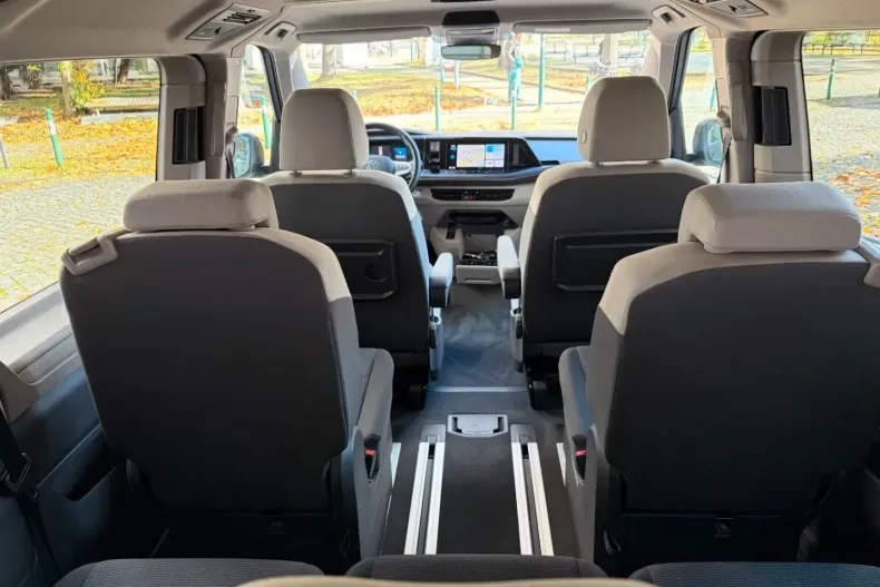 Volkswagen T7 Multivan din 2023 cu 74.300 km - oferta VOL191244 - foto 12