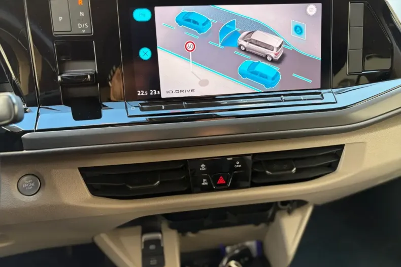 Volkswagen T7 Multivan din 2023 cu 74.300 km - oferta VOL191244 - foto 15