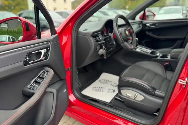 Porsche Macan din 2022 cu 18.435 km - oferta POR191249 - foto 8