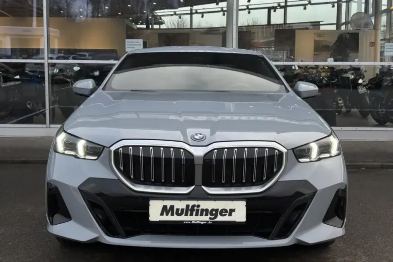 BMW 550 (Seria 5) din 2025 cu 40.469 km - oferta BMW191256 - foto 2