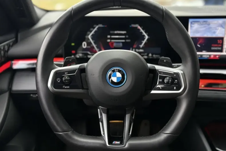 BMW 550 (Seria 5) din 2025 cu 40.469 km - oferta BMW191256 - foto 10