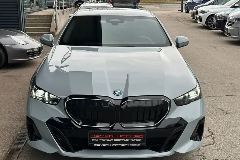 BMW 530 (Seria 5) din 2025 cu 18.265 km - oferta BMW191258 - foto 3