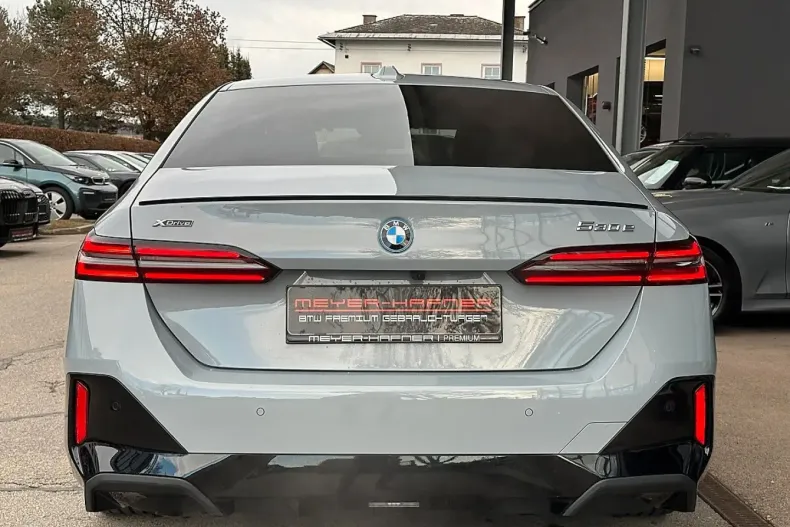 BMW 530 (Seria 5) din 2025 cu 18.265 km - oferta BMW191258 - foto 10