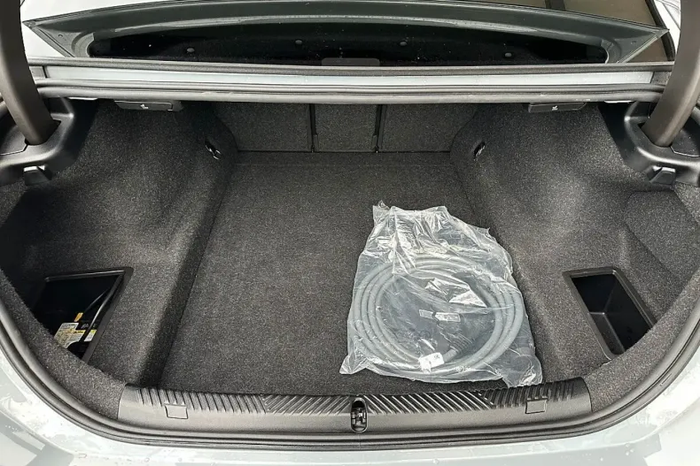 BMW 530 (Seria 5) din 2025 cu 18.265 km - oferta BMW191258 - foto 12