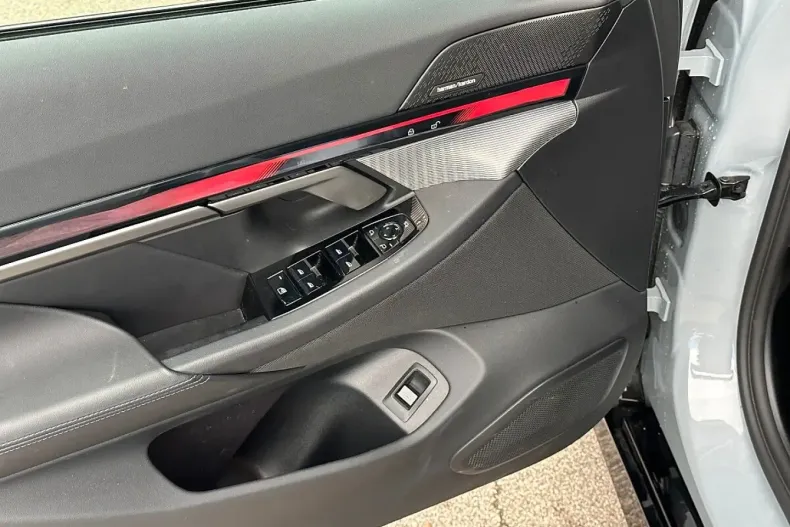 BMW 530 (Seria 5) din 2025 cu 18.265 km - oferta BMW191258 - foto 30