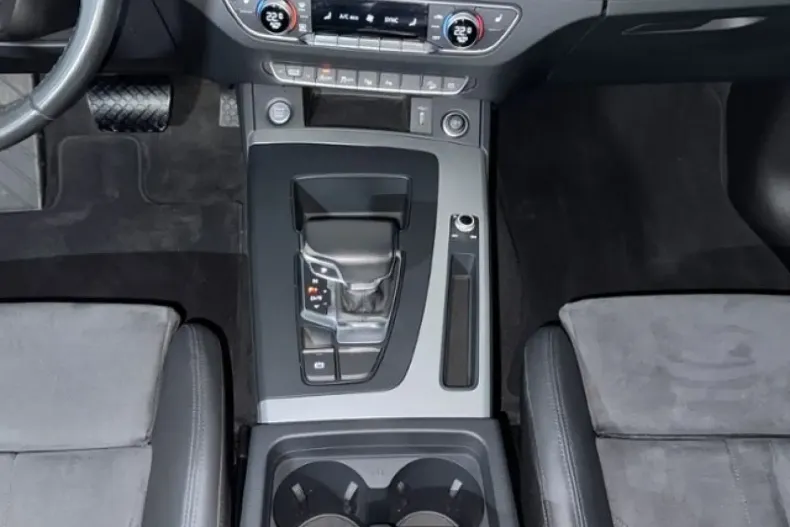 Audi Q5 din 2022 cu 84.009 km - oferta AUD191264 - foto 19