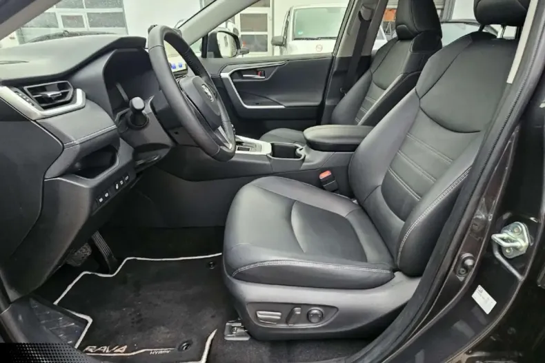 Toyota RAV4 din 2025 cu 21.750 km - oferta TOY191269 - foto 13