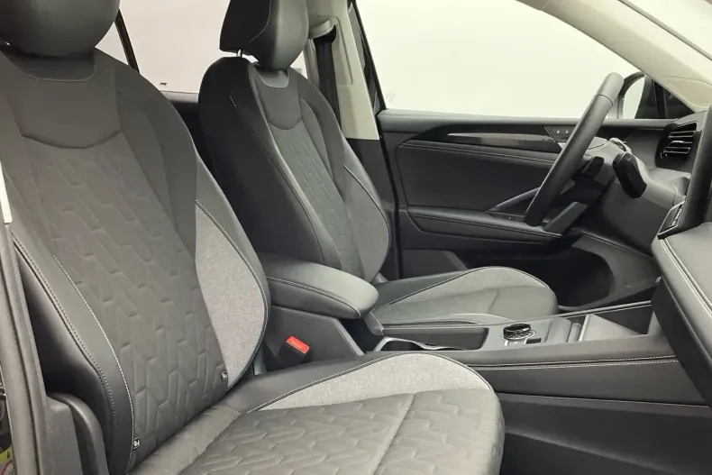 Volkswagen Tiguan din 2025 cu 25.500 km - oferta VOL191275 - foto 10