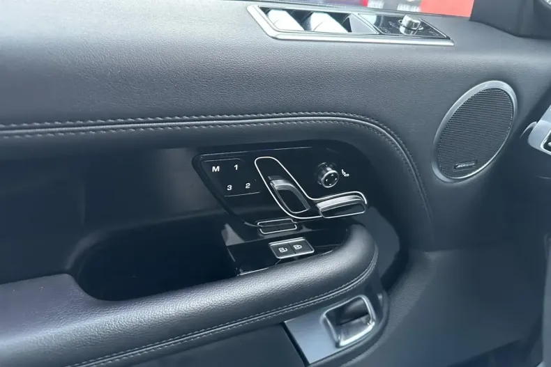 Land Rover Range Rover din 2021 cu 97.000 km - oferta LAN191285 - foto 11