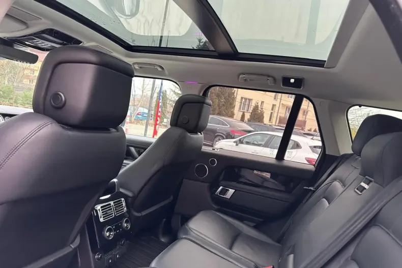 Land Rover Range Rover din 2021 cu 97.000 km - oferta LAN191285 - foto 24