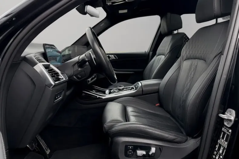 BMW X7 (Seria X) din 2024 cu 39.100 km - oferta BMW191288 - foto 9