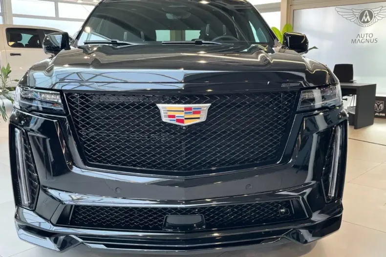 Cadillac Escalade din 2025 cu 10.000 km - oferta CAD191294 - foto 3