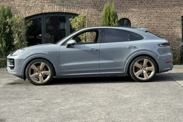 Porsche Cayenne din 2025 - oferta POR191297