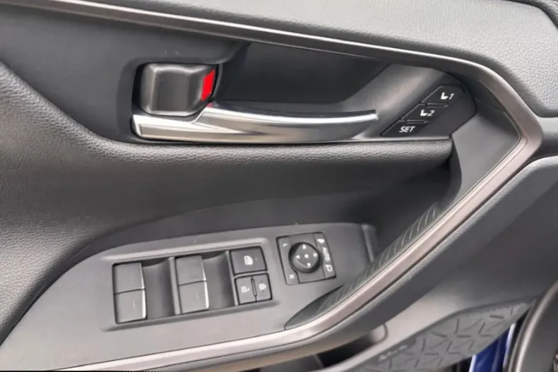 Toyota RAV4 din 2024 cu 8.500 km - oferta TOY191298 - foto 10