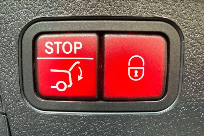 Mercedes-Benz GLE 63 AMG (Clasa GLE) din 2023 cu 74.550 km - oferta MER191300 - foto 13