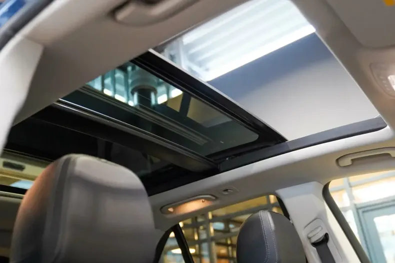 Mercedes-Benz GLE 350 (Clasa GLE) din 2023 cu 7.779 km - oferta MER191311 - foto 7