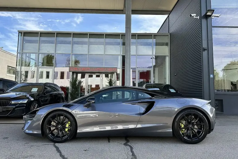 McLaren Artura din 2023 cu 20.500 km - oferta MCL191323 - foto 5