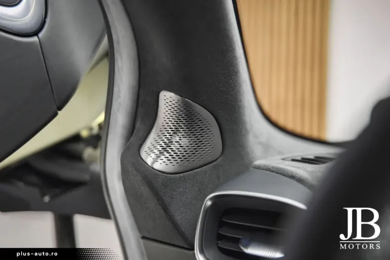 McLaren Artura din 2023 cu 11.757 km - oferta MCL191324 - foto 26