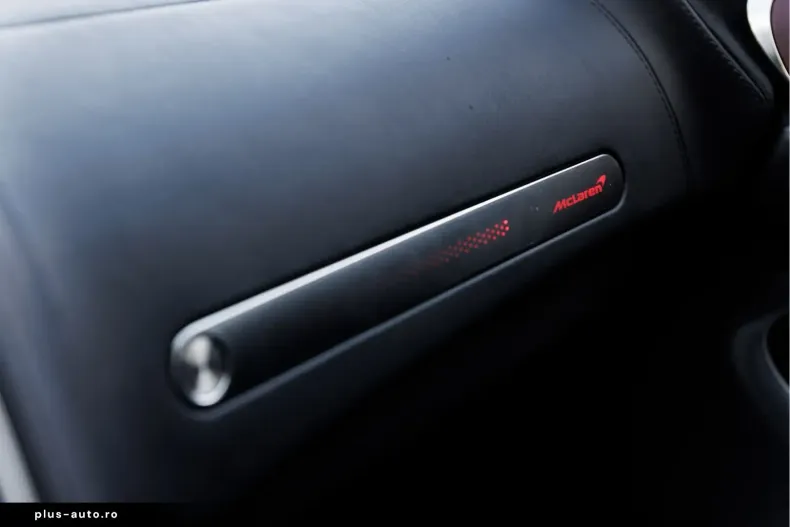 McLaren GT din 2024 cu 10.000 km - oferta MCL191326 - foto 12