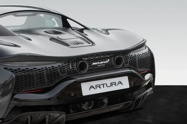 McLaren Artura din 2024 cu 18.000 km - oferta MCL191327 - foto 12