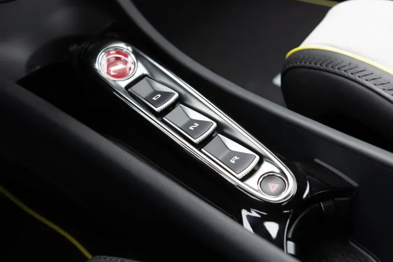 McLaren Artura din 2024 cu 18.000 km - oferta MCL191327 - foto 22